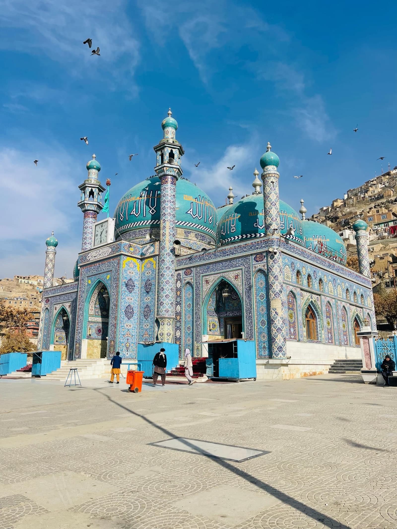 Kart-e-Sakhi Shrine
